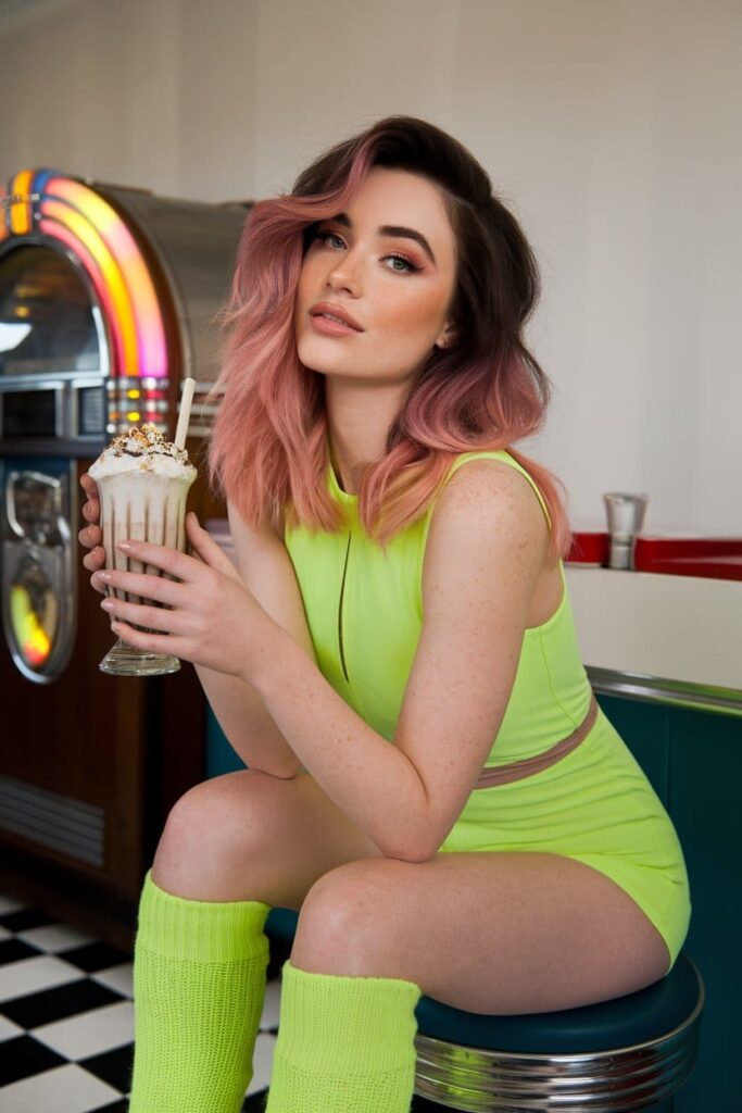 Vibrant Ombré_ A Playful, Trendy Look